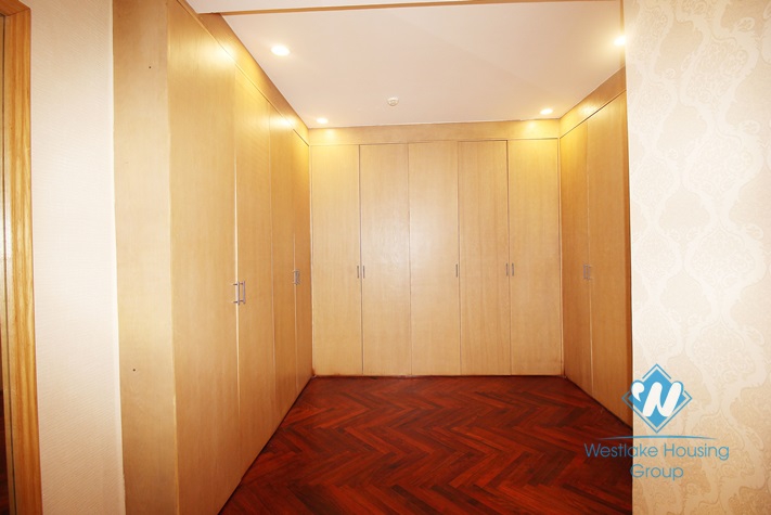 A nice penthouse for rent in P building, Ciputra, Ha Noi